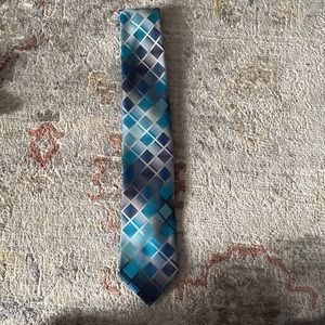 Men’s neck tie.